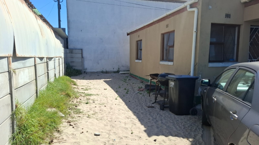 3 Bedroom Property for Sale in Strandfontein Western Cape